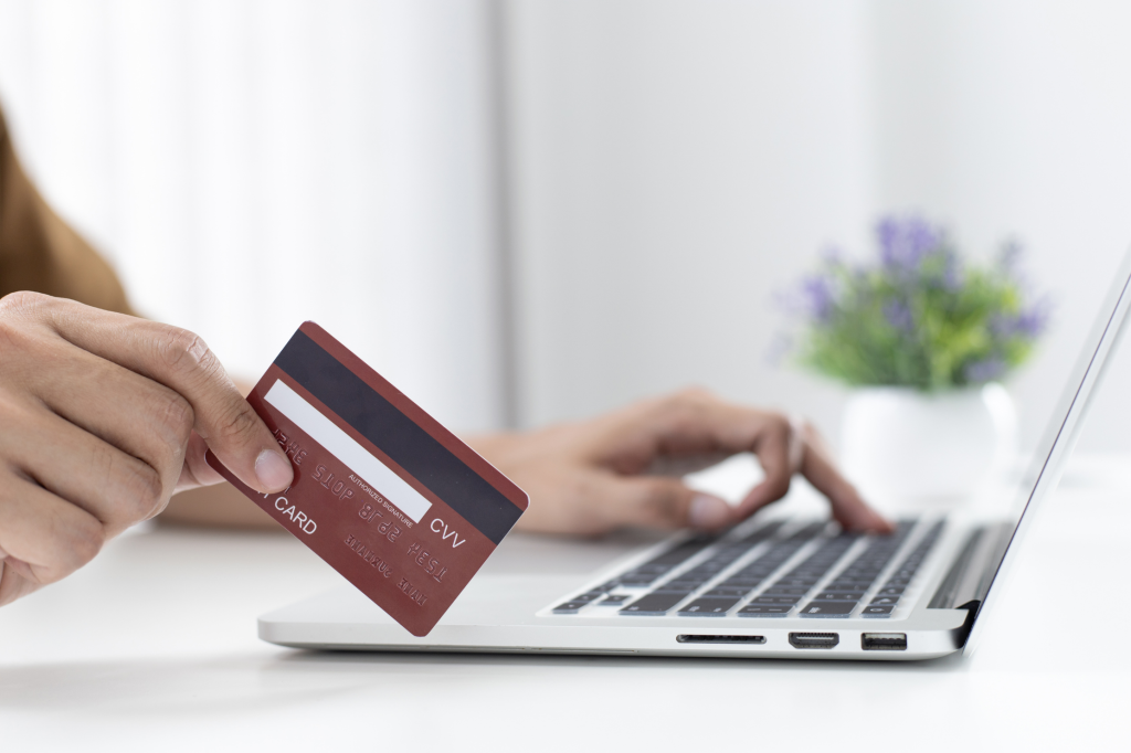 paying with credit card online